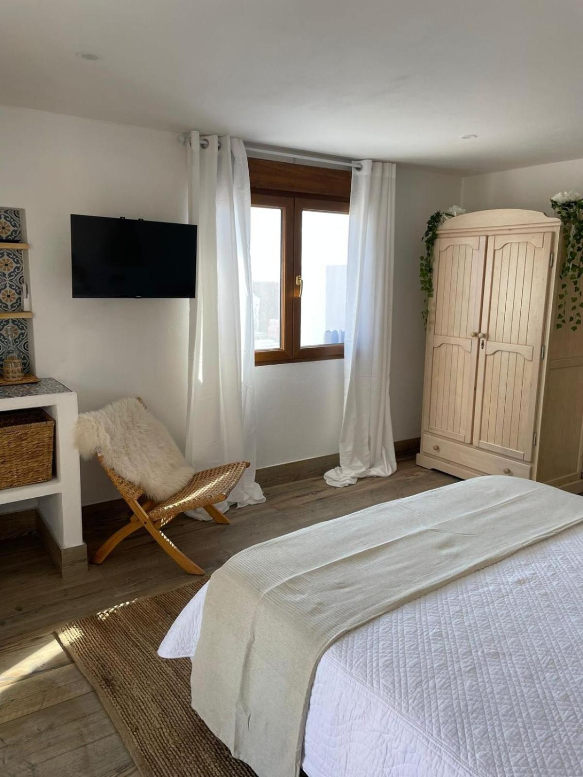 Bed and Breakfast Casa San Cayetano Кревільєнте Екстер'єр фото